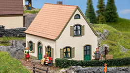 030-63608 - N - Kleines Einfamilienhaus